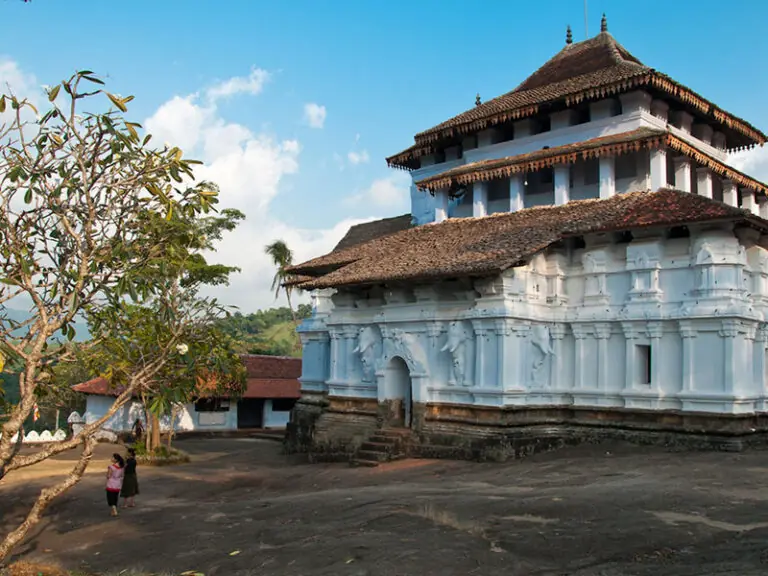 Lankatilaka Viharaya