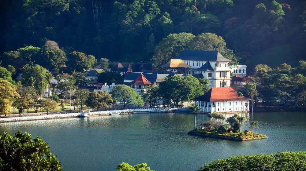 Kandy Lake and the Temple of the Sacred Tooth Relic