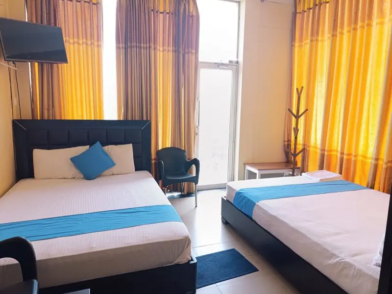 Deluxe Rooms at Hotel Neits, Kandy, photo 5